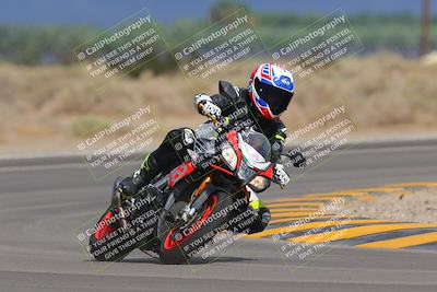 media/Sep-11-2022-SoCal Trackdays (Sun) [[81b7e951af]]/Turn 16 (945am)/